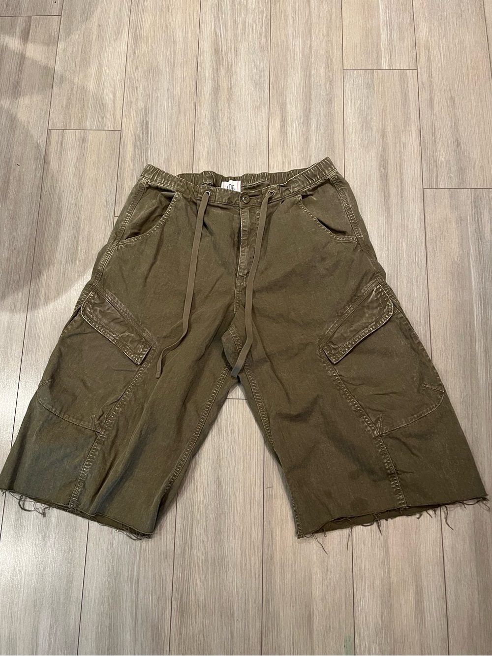 Urban Outfitters BDG station cocoon baggy barrrel leg cargo pants/shorts